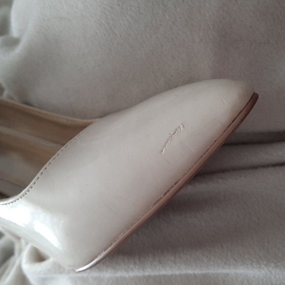 Guess cream pointer high heals pump - Picture 4 of 5